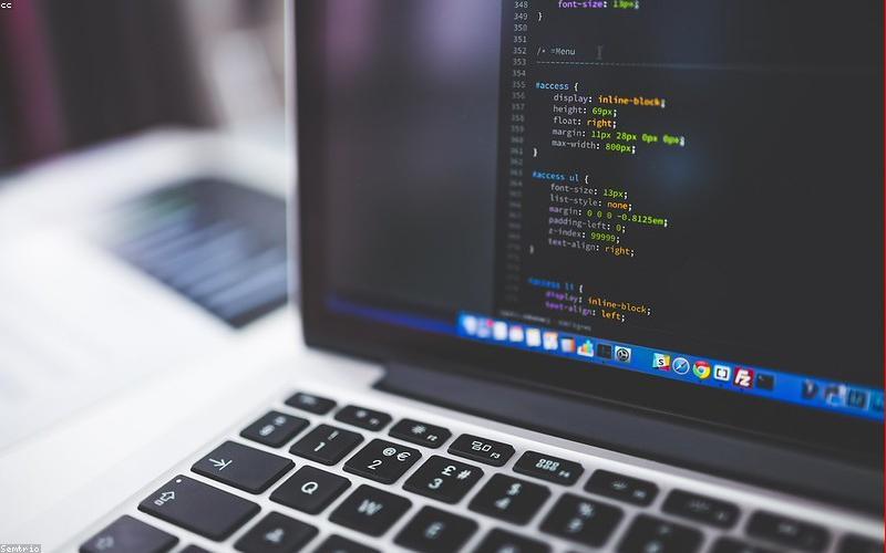 Weiterbildung abgeschlossen: Programmieren mit Künstlicher Intelligenz